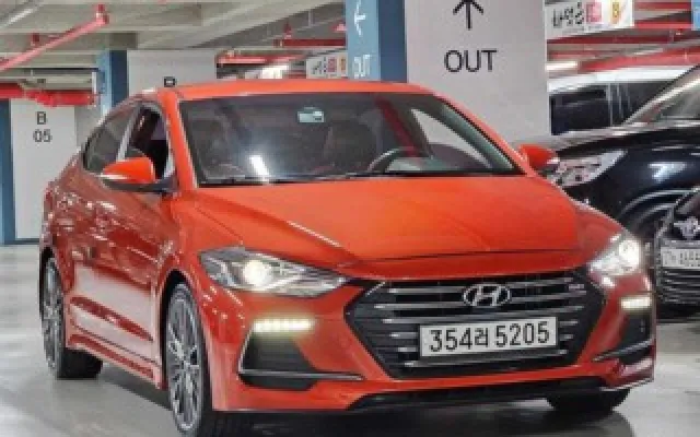 아반떼 중고차 아반떼 AD 1.6 터보 스포츠 매물 사진 10 - 2017/01 122,636km