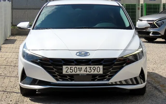 아반떼 중고차 아반떼 (CN7) 1.6 모던 매물 사진 2 - 2022/09 118,981km